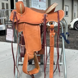 Lightweight Rancher Saddle 15.5"